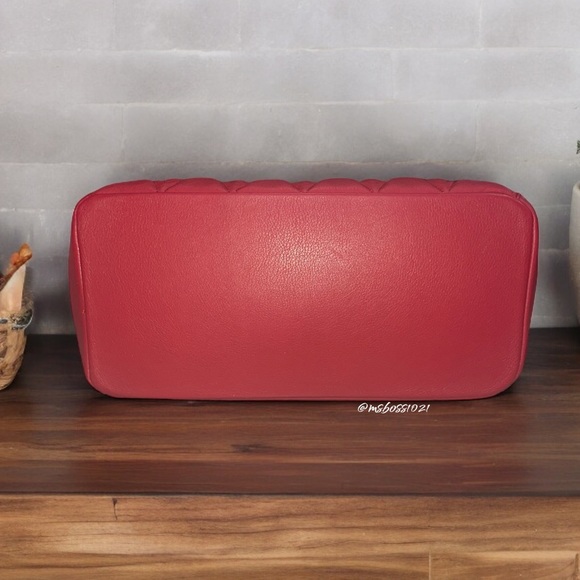 VALENTINO by Mario Valentino RARE Luisa Diamond Tote in Red/Green NWT - Picture 7 of 8